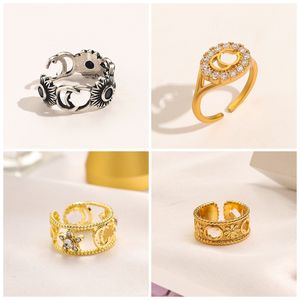Designer Branded Jewelry Love Rings Womens 18K Gold Plated Copper Finger Réglable Vis Anneau Femmes lettre diamant Charms Fournitures De Mariage Accessoires De Luxe