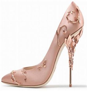Designer Bridal High Heels Chaussures 10cm Fashion Pink Femmes Eden Metal Flower Pumps Chaussures pour les chaussures de promotion de Prom en soirée Blanc 6453898