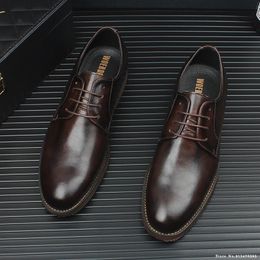 Designer British 8419 Retro Men pointu noir marron brun oxford chaussures décontractées Homecoming Robe Party Zapatillas Hombre