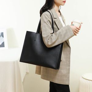 Sac seau design téléphone portable messager sacs à bandoulière le sac fourre-tout femmes pochette de luxe sacs à main en polyuréthane dame K911