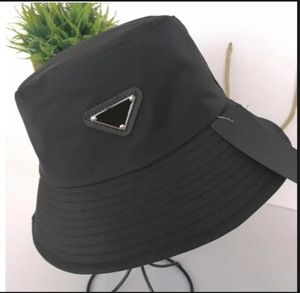 Designer bucket hat cappello hoeden voor dames Brede rand Hoeden Strand Casual Actief Mode Straatpet Zomerzonbescherming Letter His-and-Hers caps