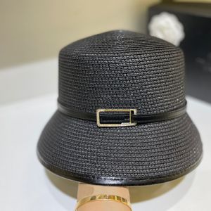 Chapeau seau de styliste avec lettres en paille, design à la mode, pare-soleil, chapeau polyvalent, très bon cadeau