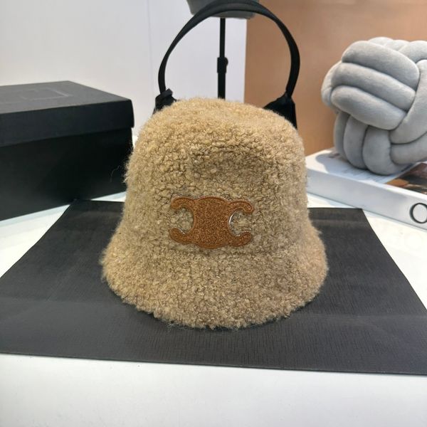 Chapeau de seau de concepteur Chapeau de seau de luxe Chapeau de mode de haricot d'hiver Hommes et femmes polyvalentes en peluche tendance de base chaude peluche décontractée 3 couleurs classique bonne casquette