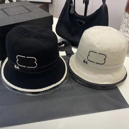 Diseñador sombrero de cubo sombreros de lujo hombres y mujeres amantes moda viaje estilo sombrilla pescador sombrero de alta calidad