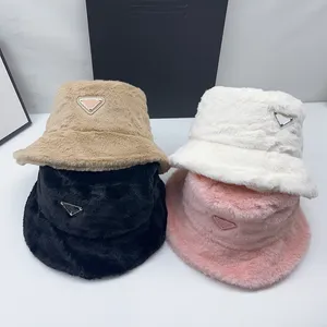 Chapeau de godet d'hiver de concepteur Hommes Femmes Casquette de cheveux de lapin Casquettes de luxe Snapback Masque Ajusté Unisexe Casual Extérieur Haute Qualité AAA +