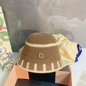 Chapeaux de seau de créateur pour femmes pour hommes cœuds de laine Buckets chapeau casquette Basqueball Caps de luxe Bonnet Hiver Bonnet HATS F SUNHATS VISOR 2212191D
