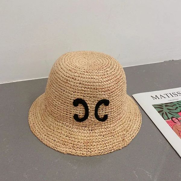 Chapeaux de godet de concepteur pour femmes Luxurys Summer Chapeau de paille Mode Main Dames Cap Hommes Caps Chapeaux de plage Big Brim Chapeaux Sun Buckets Hat 243142TY