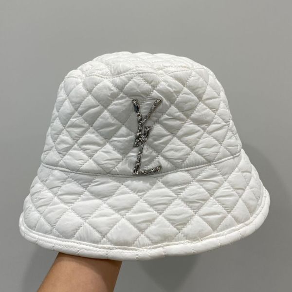 Sombreros de cubo de dise￱ador para mujeres Lors de lana de lana de lana Dise￱adores de tapa de la tapa Casquette Casquette Casquets Luxury Double Side Black Beanie Hats 2211043d