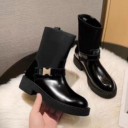 Botas con hebilla de diseñador nuevas botas altas de tacón bajo botas de cuero negro elástico sin correas y cremalleras botines de lujo para mujer