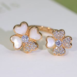 Designer Butterfly Anneaux Four Leaf Clover Pérothes avec Diamond For Women Wedding Jewelry Gift with Box