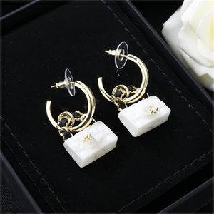 Designer C Brand de boucle de luxe Stud Earing Femmes Fashion Jewelry Metal Letter Chanells Crystal Pearl Gold Oread Oreads Cjeweler Woman Gift Orecchini 346