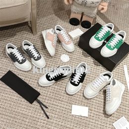 Designer Calfskin Casual Shoes Femme Sneakers Vintage Suede en cuir Luxury Patchwork Plate-forme de chaussures de loisirs