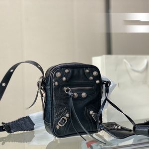 Designer camera tas mannen locomotieve zakken klinknagel dames lederen vlecht schoudertas aanpasabel band crossbody klep handtassen vooraan pocket mini munt portemonnee portemonnee portemonnee