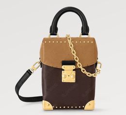 Diseñador Camera Box bolso mujer moda remache cuero crossbody Petite correa bolsos de hombro totalizador 82465