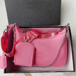 Bolsos de lona de diseñador Bolso de mano al por mayor de nailon rosa para mujer Bolsos de hombro Paquete de pecho Monedero de cadena para mujer Mensajero Bolsos de mano cruzados Cartera negra