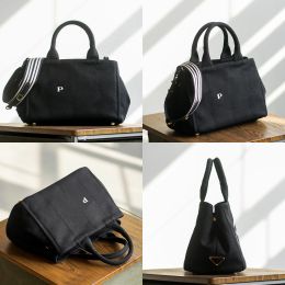 Diseñador lienzo nylon playa comprador las bolsas de asas para mujer verano viajes de lujo bolsas de hombro mujer para hombre bolso gimnasio crossbody fin de semana embrague bolso de mano