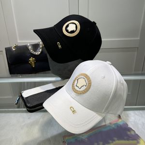 Gorra de diseñador Sombrero de lujo para mujeres y hombres Diseño minimalista clásico Artículo esencial de viaje Versátil moderno Sombrero ajustable