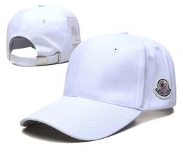 Cape de créateur lettre de couleur solide design mode chapeau tempérament de style malle de style caps de balle hommes hommes Baseball Cap o13