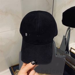Designer caps veelkleurige baseball cap bot gebogen mode-accessoires luxe cappello uiterlijk brief borduurwerk reizen zonbestendige hoeden voor mannen PJ054 B4