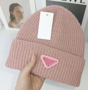 gorras de diseñador sombrero de invierno gorro negro para mujeres hombres casual moda al aire libre diseño clásico geometría gorra de terciopelo corea cálido otoño gorros holgados de punto