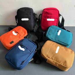 Diseñador Carhartbag Bag CARHA Day Packs Wip Bordado Teléfono Bolsa Crossbody para hombres y mujeres Single Shoulder Square