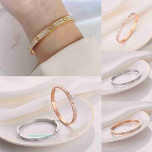 Designer Caritraes Bracelet Luxury Man Tian Xing Two Diamond for Men and Womens Fashion New Style Titanium Steel Rose Gold