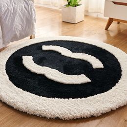 Tapis de créateur Noir Blanc Rose Parfum Français Logo Classique Tapis Rond Tapis De Chevet Résistant À La Saleté Chambre À Coucher Domestique Tapis De Sol Circulaire Décoration