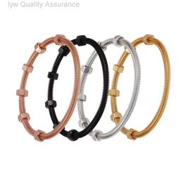 Designer Cartera New Kajia Six Bracelet Bracelet en acier en acier en acier inoxydable Bracelet d'artisanat polyvalent en acier en acier inoxydable