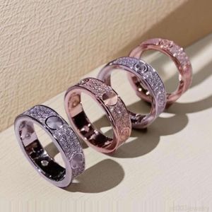 Designer Carteras Catier High Edition 18K Rose Gold V-Gold Ring Full Sky Star Volledige diamant Love Wide and Smal Edition Three Rows Matching Ring for Men and Women