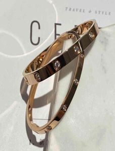 Designer Carti armbanden v Gouden schroef 18k Rose Gold CNC Craft Breide versie geen boor 4 10 Love Snap tweede generatie378503030