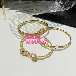 Designer Cartres Bangle Brass Echte Gold Electroplated Grand Opening veelzijdige armband met micro ingelegde zirkoon luipaard varkensneus verstelbaar nieuw model ZM27