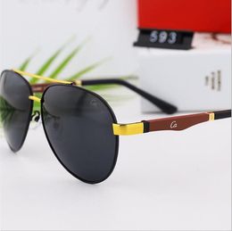 Designer Carttier Lunettes de soleil Femme Outdoor Shades Fashion Langzuhe Quoixetède Classic Sun Police Lire des verres Lady Beach Radiation Protection Mélange de lunettes Couleur