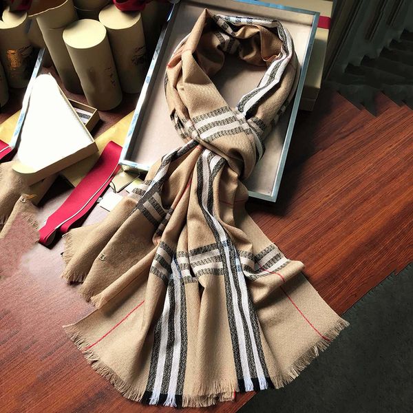 Bufanda de cachemira de diseñador Mujeres y mujeres de invierno Bufanda larga británica Calidad Diadema Moda clásica Impreso Cheque Big Plaid Shawls Regalo