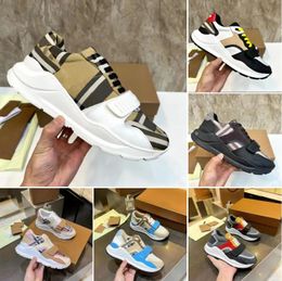 Designer Casuak Shoes sportschoenen gestreept geruit patchwork bessen casual schoenen heren en dames bur gekleurd gestreept merk klassieke outdoorschoenen