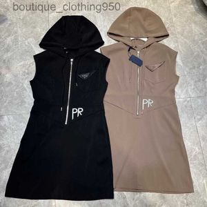 Robes décontractées de créateurs pour femmes 23 Summer New Line Drawstring Hooded Half Zipper Logo Brodé Lettre A Taille Haute Robe Sans Manches Femmes