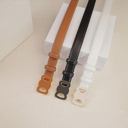 Beltes en cuir décontractées de créateurs Fashion Fashion Femme Bells de 2,5 cm de largeur de boucle lisse de largeur 3 couleurs