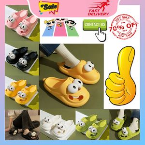 Designer Casual Platform Big Eyed Hole Pantoufles Hommes Femme Anti Slip Résistant à l'usure Respirant Coupe basse Semelles souples Sandales Plat Simple Cool Summer Beach Slipper