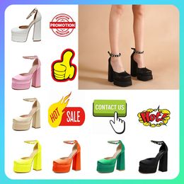 Designer Casual Platform Luxury High Heels Robe Shoe for Women Patent Leather Sexy Style Sole