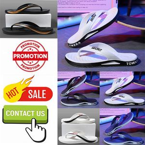 Livraison gratuite Designer Casual Platform Slides Pantoufles Hommes Femme Anti Slip Résistant à l'usure Tongs légères avec rayures de salle de bain Sandales de plage plates