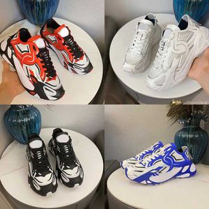 Designer Casual Chaussures 19FW Symphony Noir Blanc Baskets Capsule Série Chaussures Lates P Cloudbust Thunder Baskets En Caoutchouc Bas Top Plate-Forme Sneaker Ascenseur Chaussures