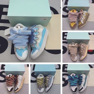 Designer vrijetijdsschoenen Curb lederen sneaker Dept Trainer Fashion Art Graffiti Platformschoenen voor dames en heren 44 stijlen