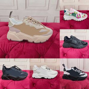 Designer Casual Shoes Daymaster Sneakers Platform Men dames patchwork kleur stikselmateriaal vrouwen rubber zool maat 35-45 met doos no457