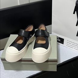 Chaussures décontractées de créateur pour femmes Mary Jane chaussures à semelles épaisses chaussures de luxe en cuir mode polyvalent rétro chaussures décontractées