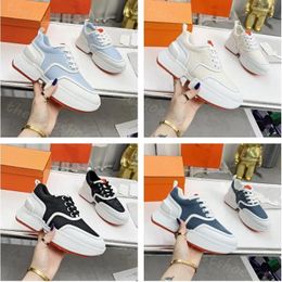 Designer Casual Chaussures Giga Baskets À La Mode Hommes Femmes Couple Taille Grand Casual Baskets Polyvalentes De Luxe En Caoutchouc En Cuir Doux Chaussures De Confort