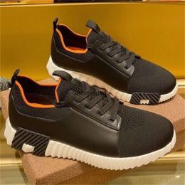 Chaussures décontractées de concepteur Sneaker Boungeant rebondissant en maille à mailles respirant Walking Outdoor Light Trainers Lace Up Up Low Tops Traineur Mens Taille 38-45 2024