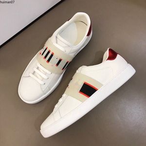 Ontwerper Casual schoenen mannen vrouwen sneakers bijen chaussures lederen trainers borduurstrepen sneaker maat witte kleur wandelen sportschoen mkjkk0000tyujg0029