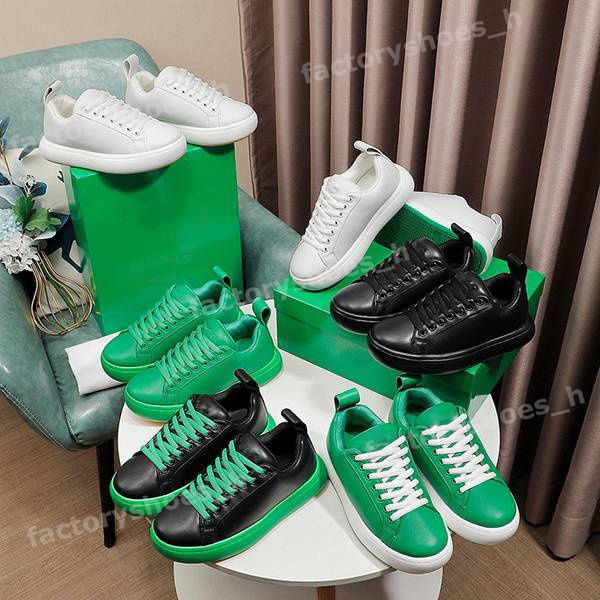 Designer Casual Chaussures Hommes Femmes Baskets PILLOW Baskets À Semelle Épaisse En Caoutchouc Entraîneur En Cuir À Lacets Sneaker Fibre Optique Blanc Perroquet Vert Chaussure