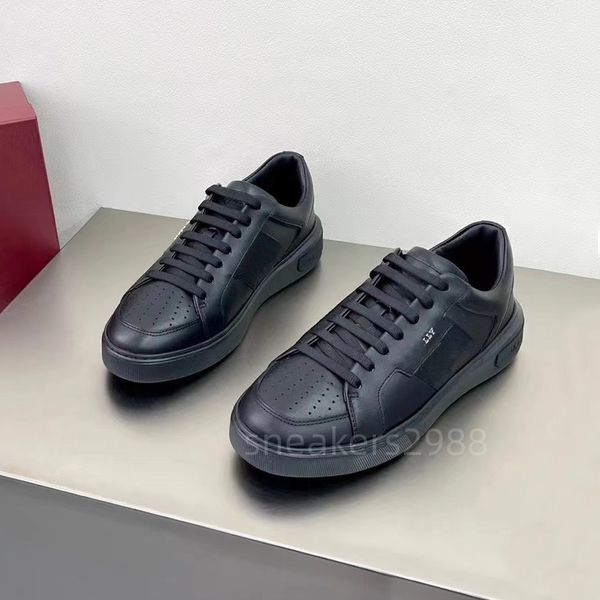 Chaussures de sport de créateurs chaussures de sport de luxe en peau de vache noir blanc rayé hommes femmes entraîneurs de course chaussures plates respirantes chaussures d'entraînement polyvalentes chaussures de sport