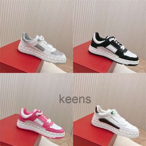 Designer casual schoenen sportschoenen dikke zolen witte damesschoenen enkele schoen trainingsschoenen 2024 fijne kleding schoenen mode all match canvas schoenen