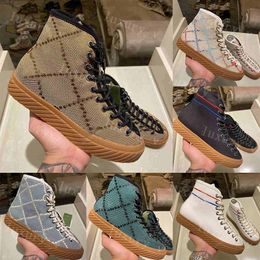 Diseñador de zapatos casuales Tennis 1977 Sneaker Mujer Zapatos de lona Luxurys Suela de goma Zapatos bordados Vintage Beige Azul Washed Jacquard Denim